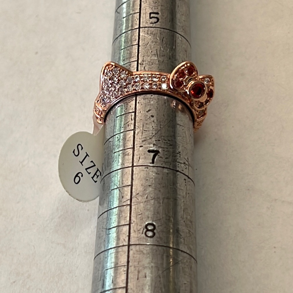 NWT Hello Kitty rose gold ring w/ Rhinestone